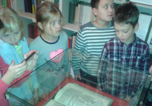 Klasa IIIA w Muzeum Farmacji